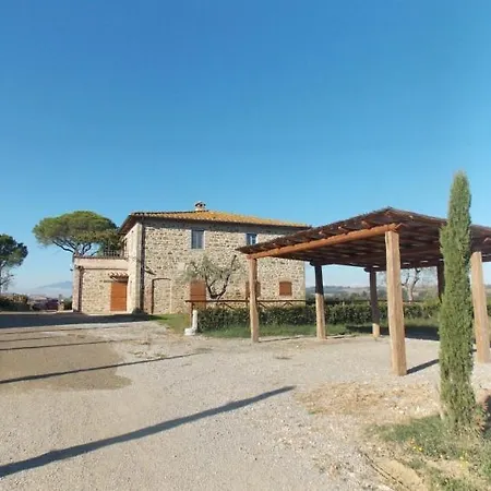Holiday home Le Case Sleeps 16 Pool Wifi