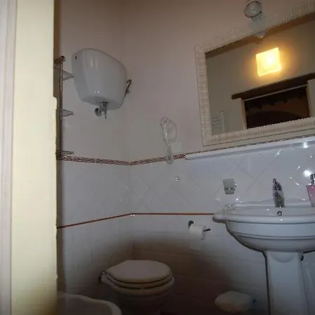 Le Case Sleeps 16 Pool Wifi Macchie (Perugia)